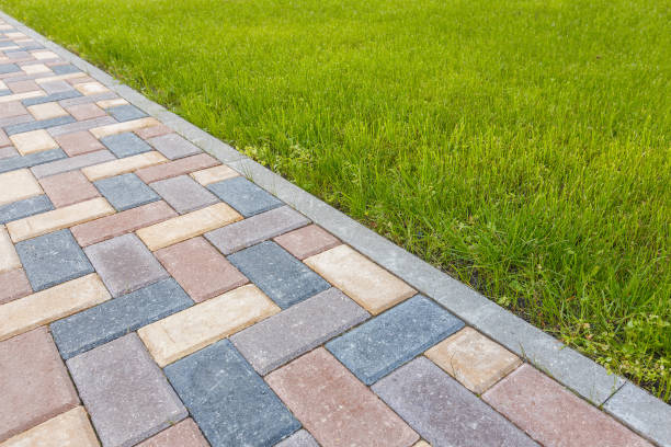 Best Driveway Paving Contractor  in Oak Hills, OR